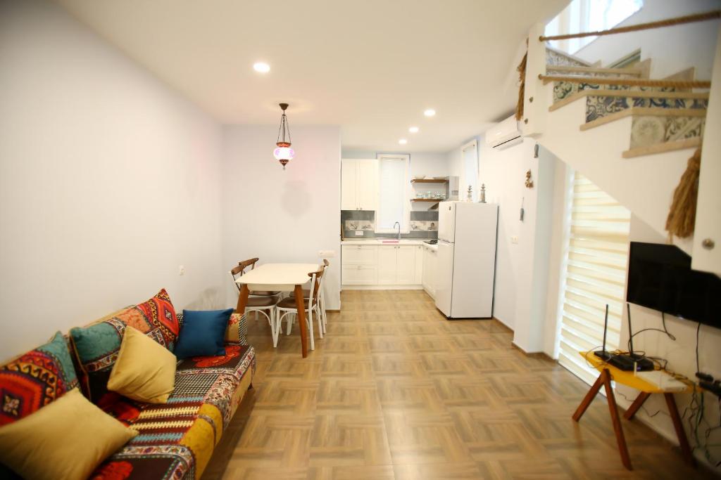 هتل سوئیت هوم 2 این شکووتیلی Sweet Home 2 in Shekvetili