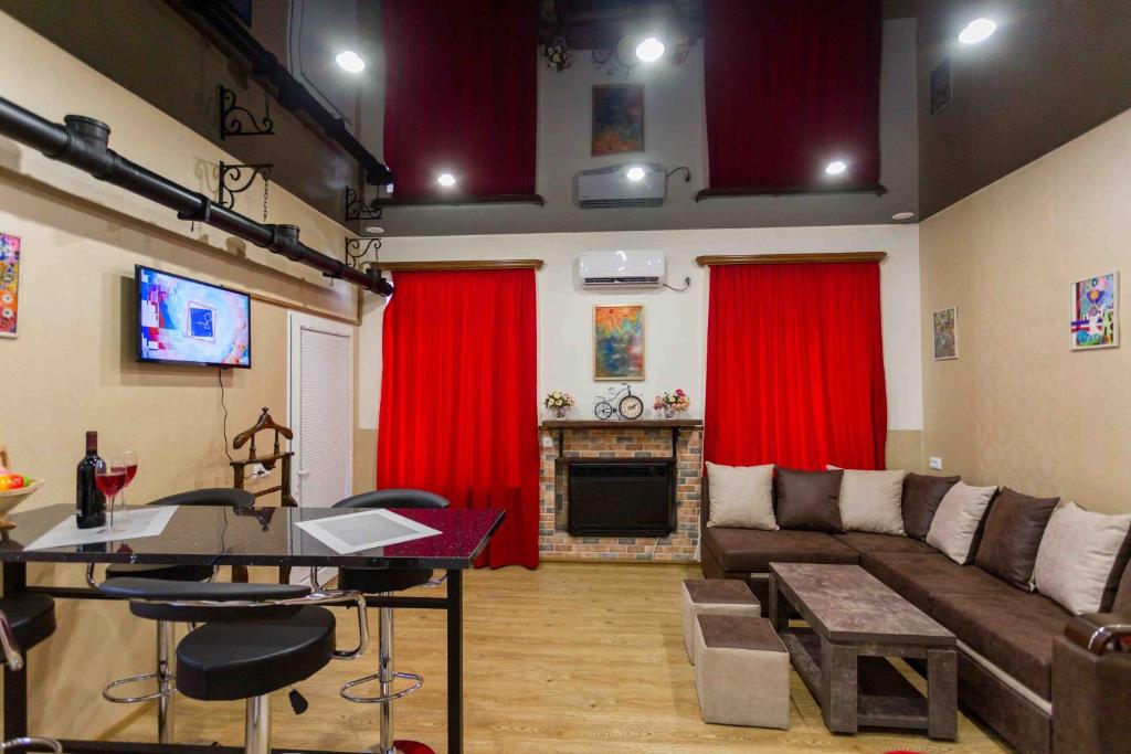 هتل تاسر یاکر آرت هاوس - اولد تفلیس - Tasyaker Art House - Old Tbilisi