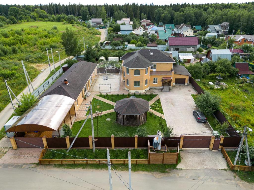 هتل ویلا لونوو Villa Lunevo