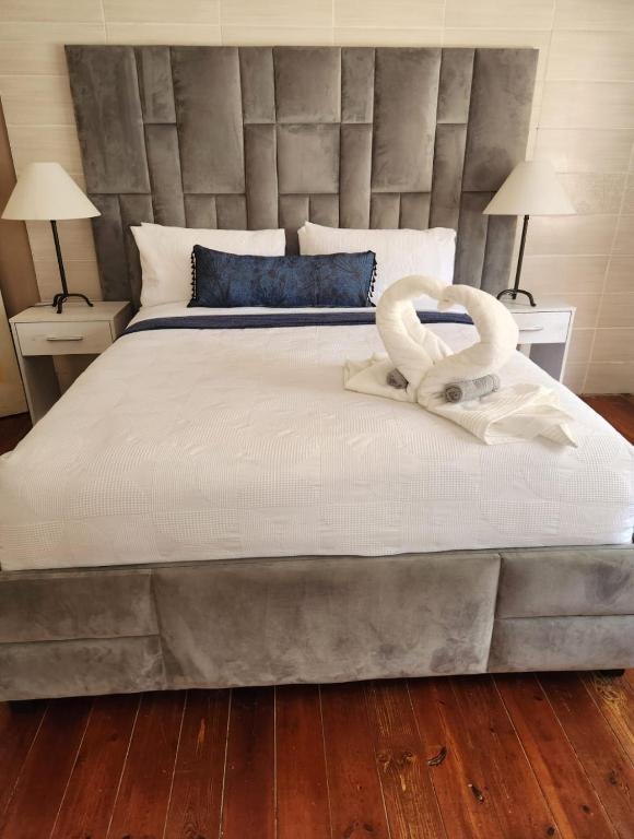 هتل بلو اسکیپ لایف اند لژر گست هاوس - Blue Escape Life and Leisure Guest House