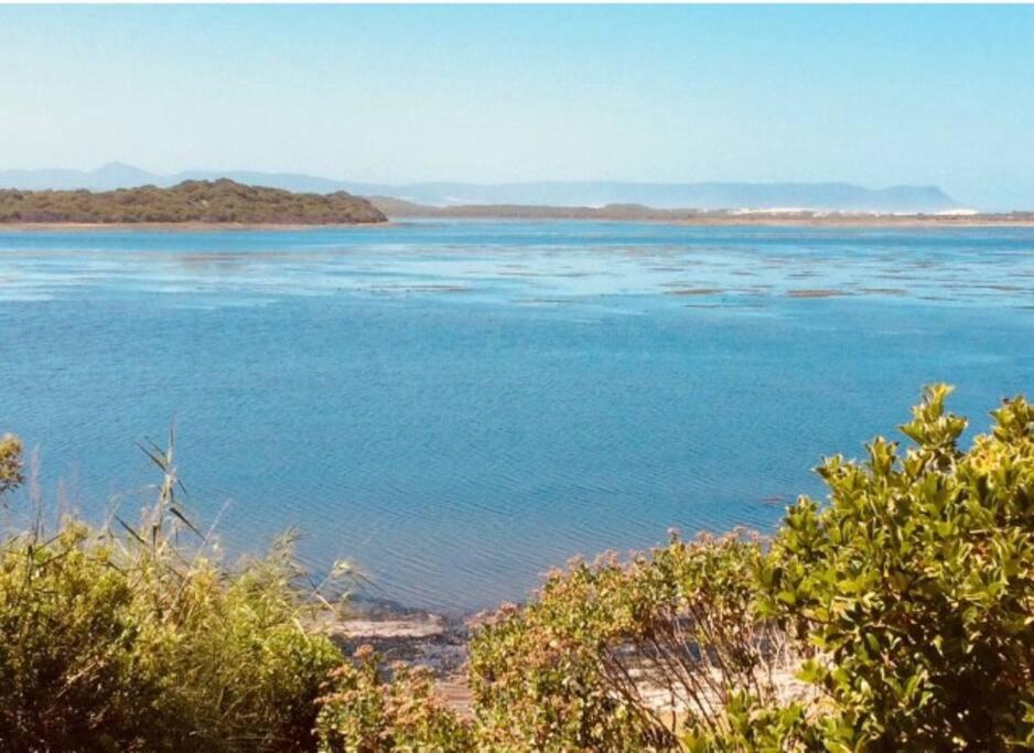 Hermanus Whale Capital - Lagoon & Sea view