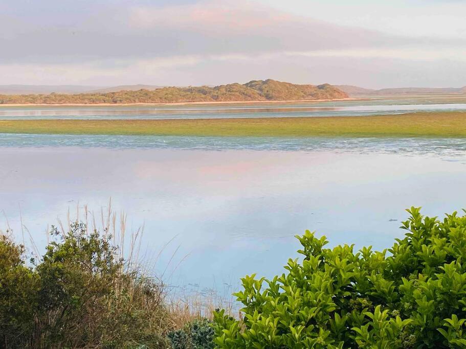 Hermanus Whale Capital - Lagoon & Sea view