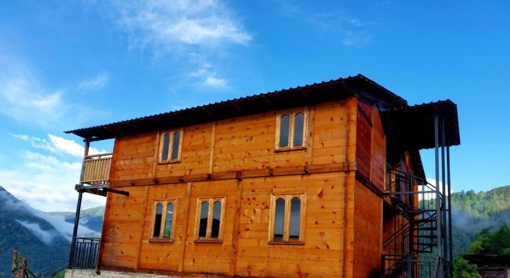 هتل وودن هاوس گارتکه Wooden House Garetke