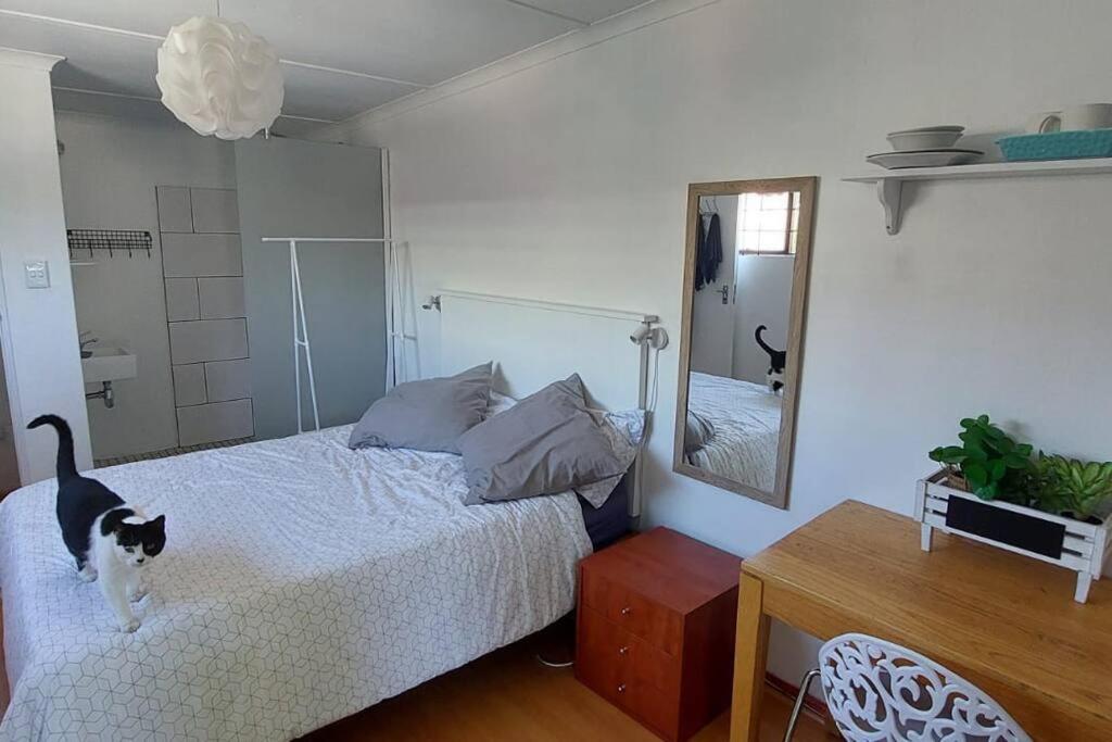 هتل استودیو گاردن کاتج - Studio garden cottage
