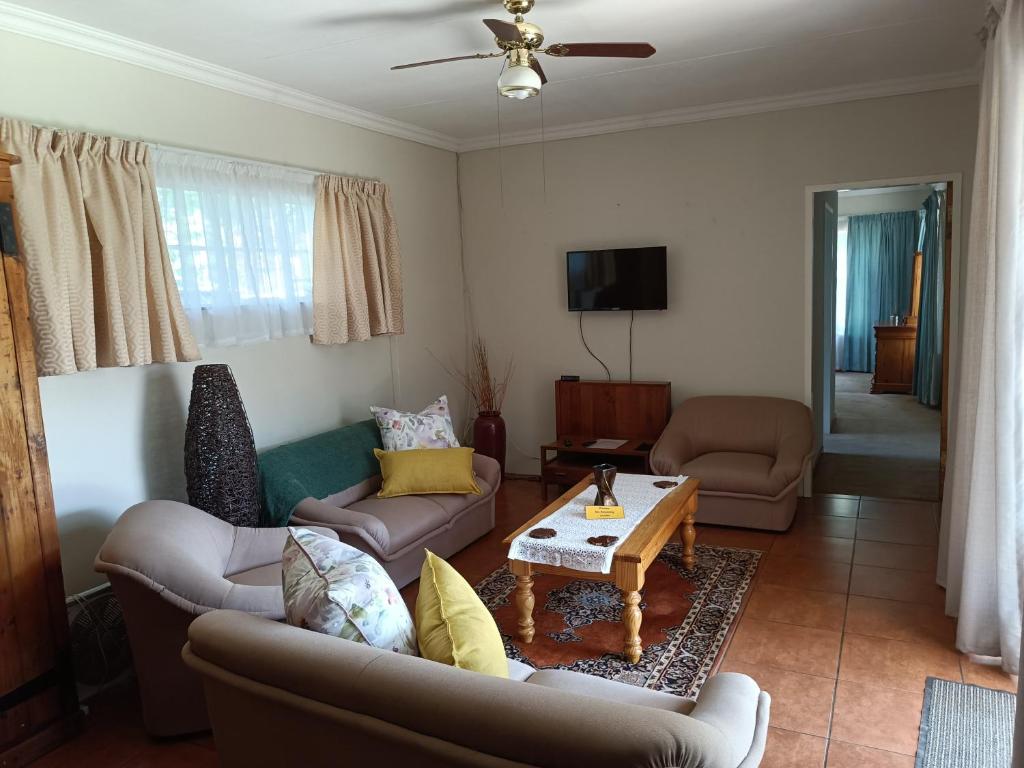 هتل چارمین راندبرگ اکامودیشن نییر د اولیودیل کلینیک Charming Randburg Accommodation near the Olivedale Clinic