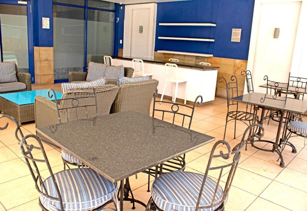 یونیت 57 اوشنیک هتل - Unit 57 Oceanic Hotel