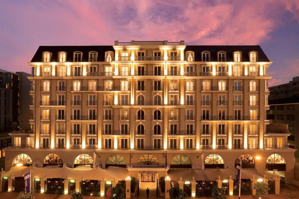 هتل یونیت 204 کیپ رویال لاکچری آپارتمانز - Unit 204 Cape Royale Luxury Apartments