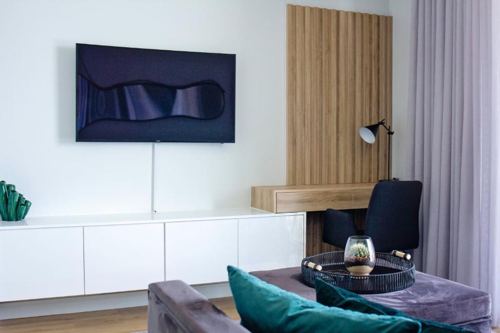 هتل واتر فال لاکچری آپارتمان ات الیپس Waterfall Luxury Apartment at Ellipse