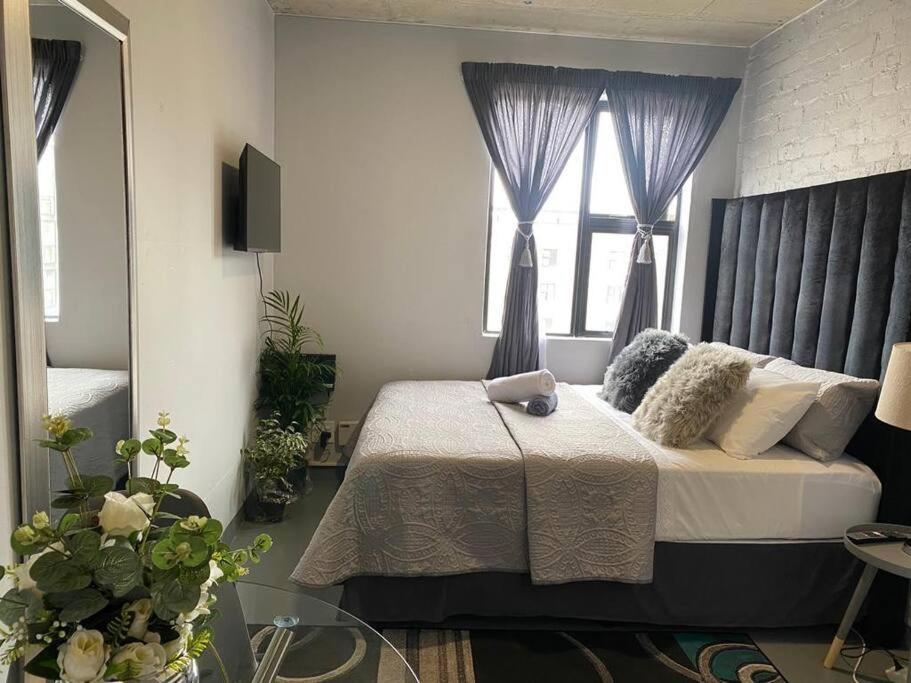 هتل ذ آرك این مابوننگ - The Ark in Maboneng
