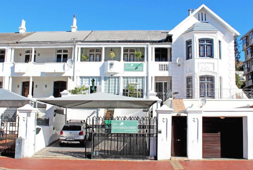 هتل ذا گرین هاوس گست هاوس The Greenhouse Guesthouse