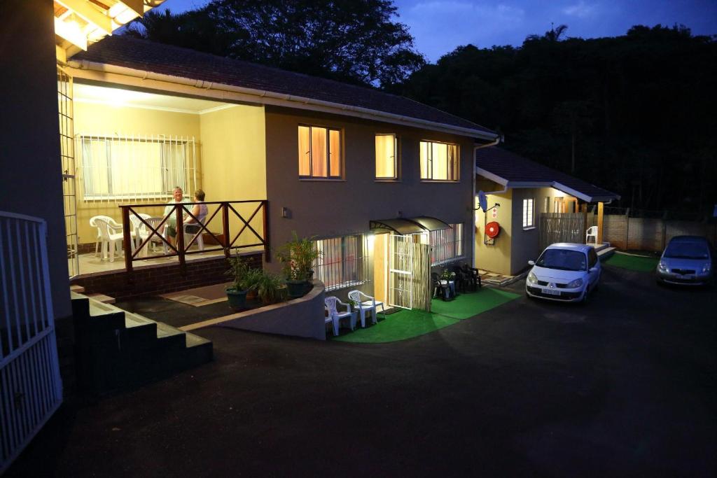 هتل کلینچ سلف کیترینگ - Clinch Self Catering
