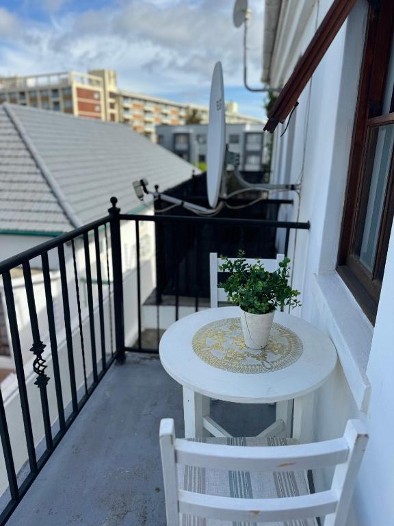 هتل اَفوردِبِل گَست هاوس این مُوبِری - Affordable Guest house in Mwobray