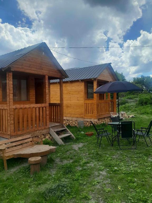 هتل گوگاس کاتج این لیکیری - Gugas cottage in Lakhiri