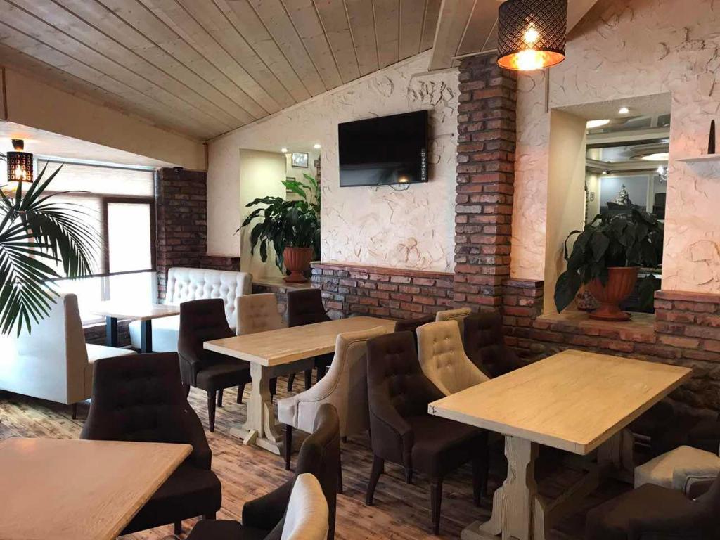 مورمانسک دیسکاوری - هتل سوورومورسک Murmansk Discovery - Hotel Severomorsk