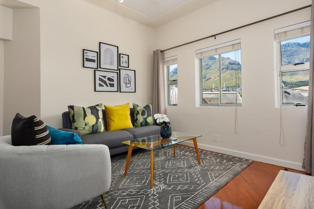 هتل مونترؤ لکشری آپارتمان - Montreux Luxury Apartment