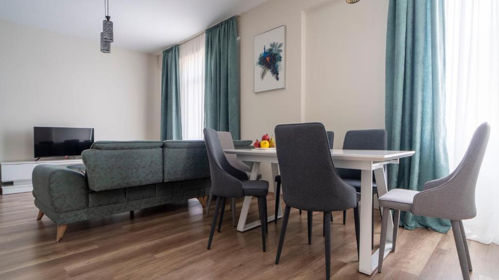 هتل آپارتمان این تیبیلیسی “گرین بوداپست“ - Apartment in Tbilisi “Green Budapest “