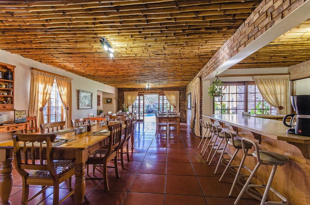 هتل پترز گست هاوس - Peter's Guesthouse