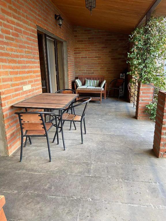 هتل کوزی هاوس این تفلیس - Cozy house in Tbilisi