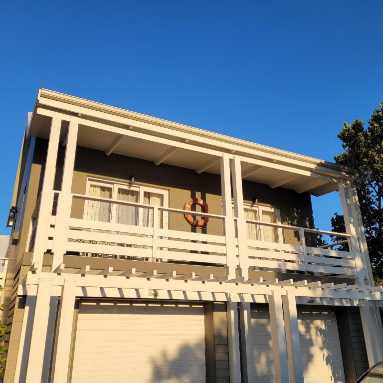 هتل کنیسنا لاگون استیت کاتج Knysna Lagoon Estate Cottage