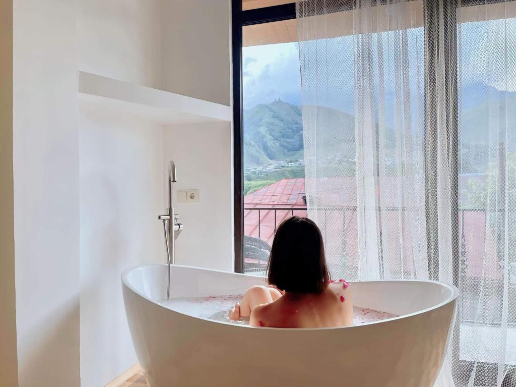 هتل سانی گست هاوس Sunny guesthouse
