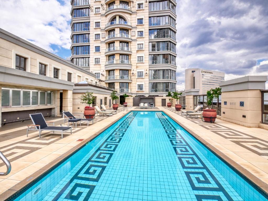 هتل آپارتمنت ات میکل آنجلو تاورز - Apartment at Michelangelo Towers