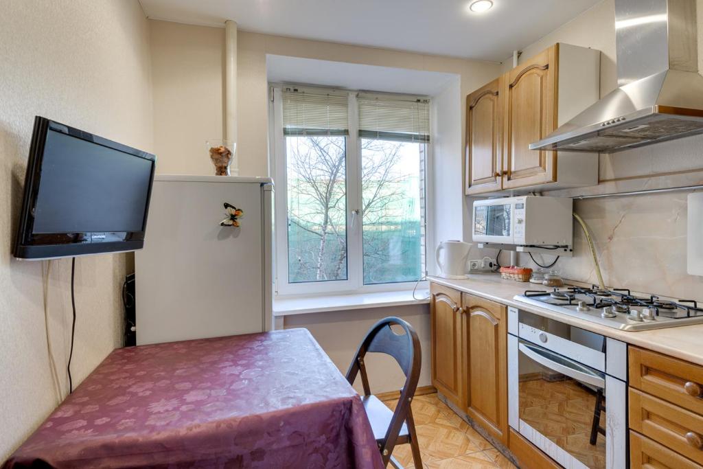 هتل آپartment آن روشچینسکایا اولیتسا - Apartment on Roshchinskaya ulitsa