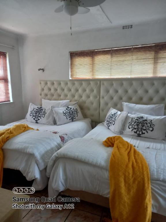 هتل ترنینگ پوینت بد اند بریکفست - Turning Point Bed & Breakfast