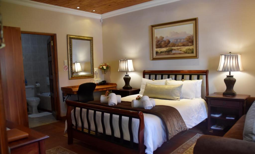 هتل لاکچری روم آت فور استار گست هاوس LUXURY ROOM @ 4 STAR GUEST HOUSE