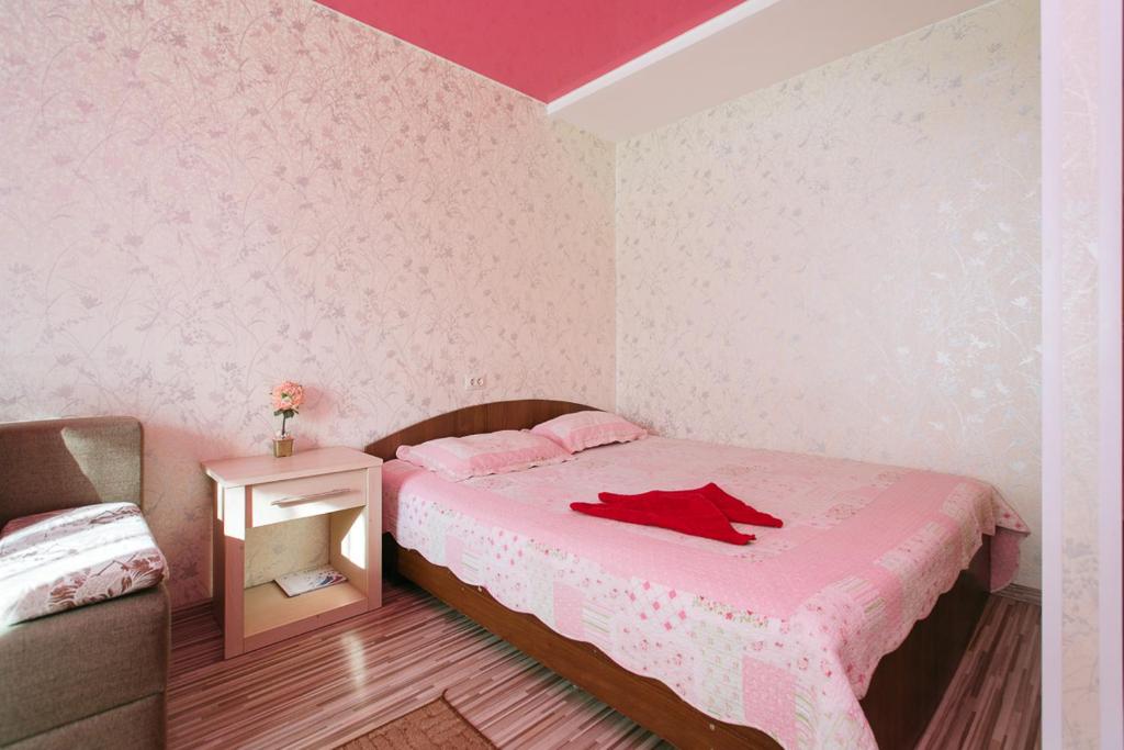 هتل آپارتامنتی سوئیتلیچا کریلووا 69a Apartamenty Svetlica Krylova 69a