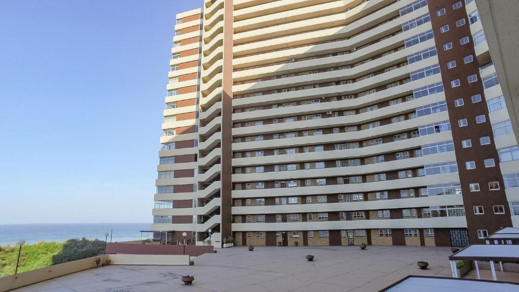هتل ساوت کاست بیچفرانت هالیدی آپارتمانز - South Coast Beachfront Holiday Apartments