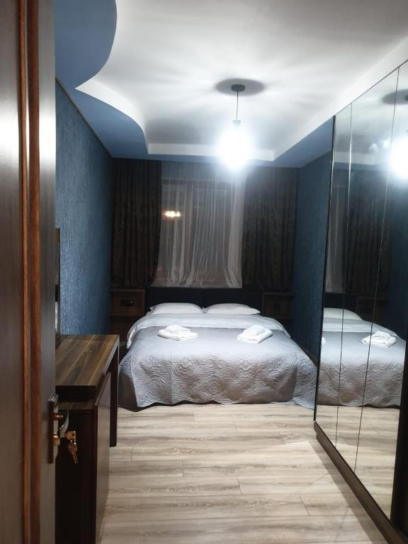 هتل لکانی گس هاوس مارتا - Likani Guest House Marta