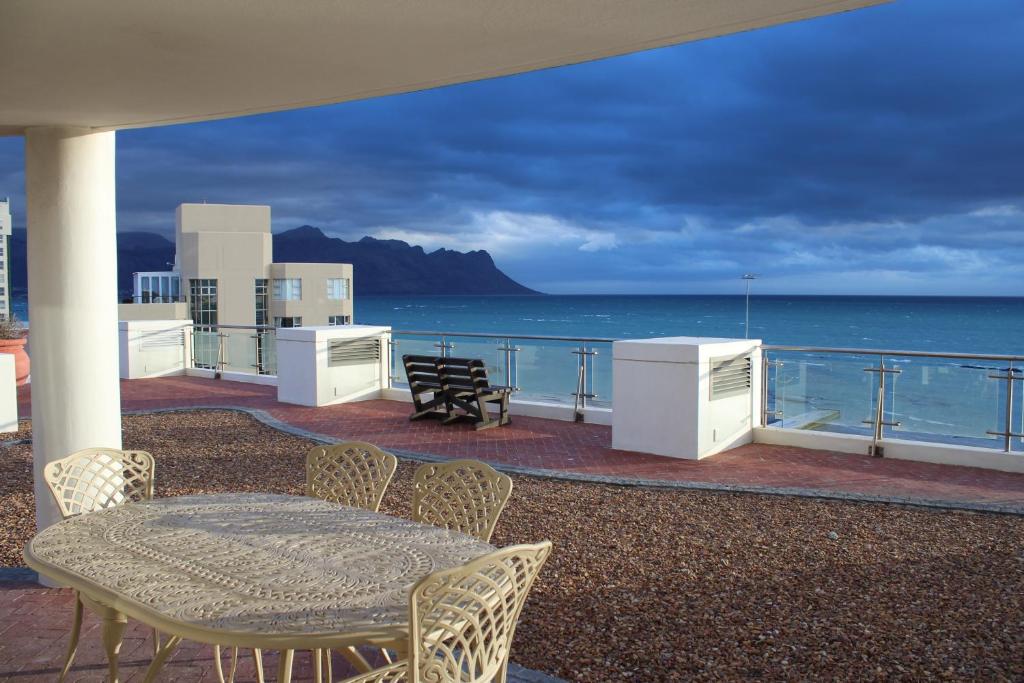 هتل هایبرنیان تاورز سلف کیترینگ آپارتمانز 505 - Hibernian Towers Self Catering Apartments 505