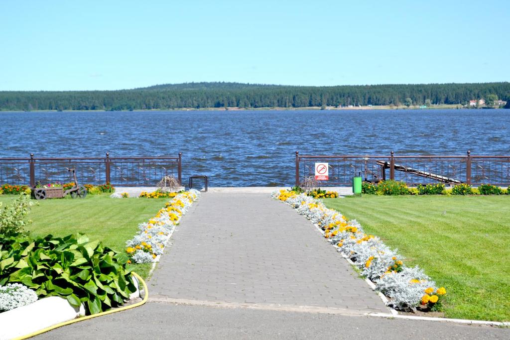 Zhemchuzhina Hotel