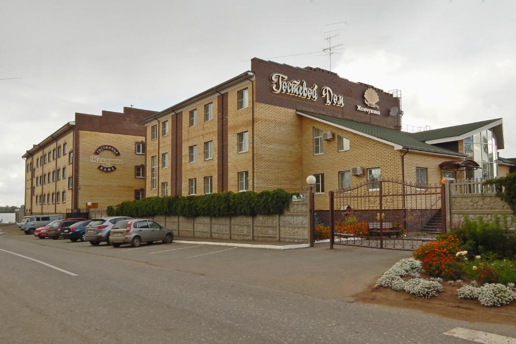 Zhemchuzhina Hotel