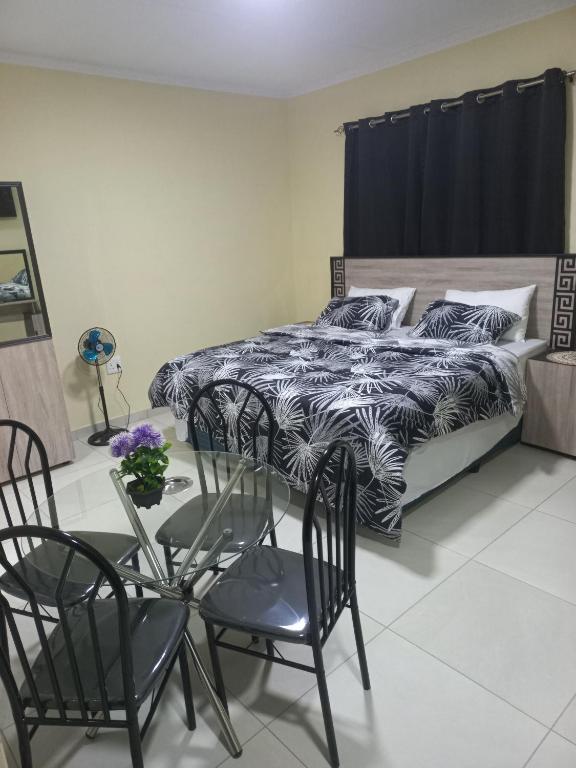 هتل فست کلاس لاج First Class Lodge