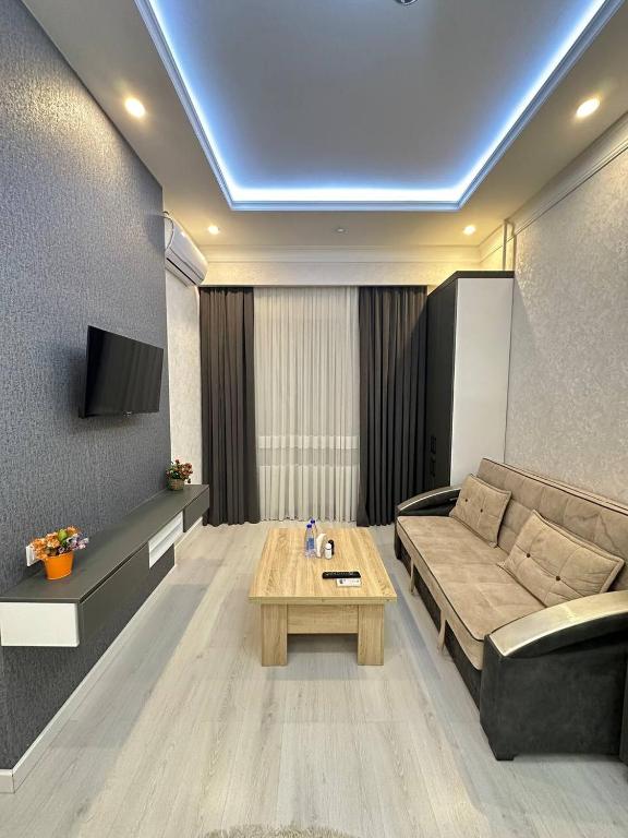هتل گاردنز ای8 تاشکند سیتی آپارتمان بای آر ان بی استیت Gardens E8 Tashkent city apartment by RNB estate