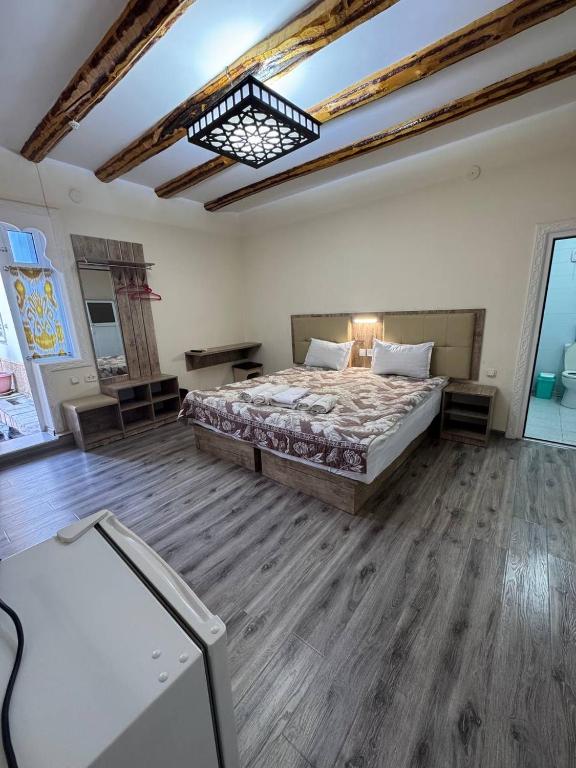 هتل Bukhara House in old Bukhara STREET- УЛИЦА Eshoni pir 39 (Hotel) (Uzbekistan) Deals