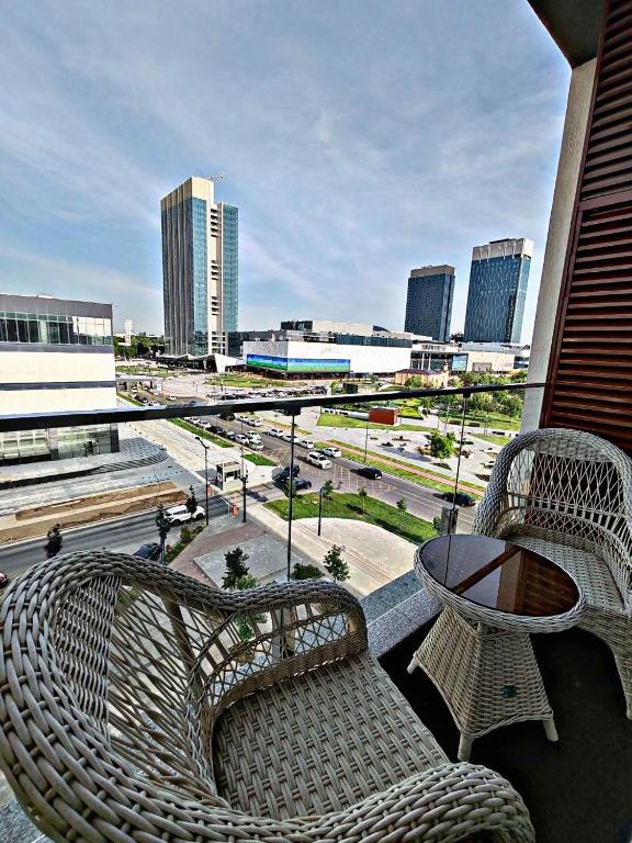 هتل تاشکند سیتی گاردنز ای 8-73 Tashkent city Gardens E 8-73