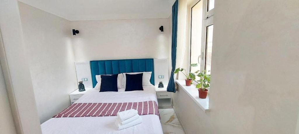 هوم هتل ریگستان home hotel registan