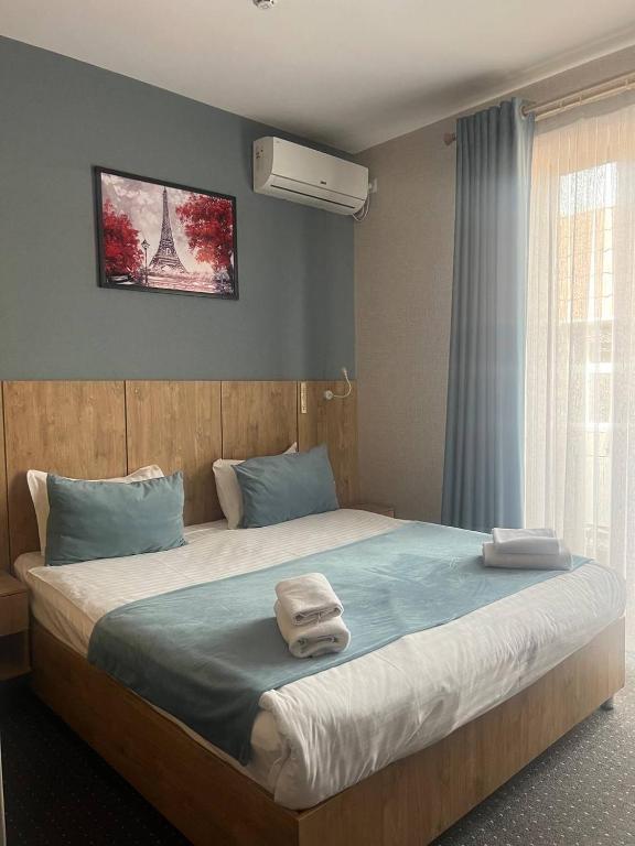 بوبور هتل Bobur Hotel