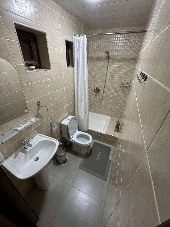 EVERLAND Guest House