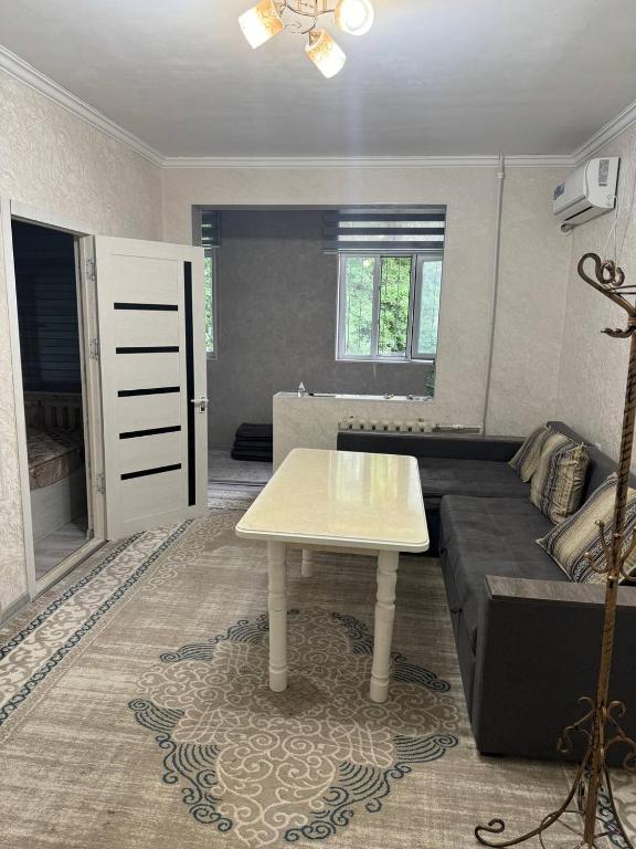 هتل یونوس آباد 15 کُوارتال Юнусабад 15 квартал