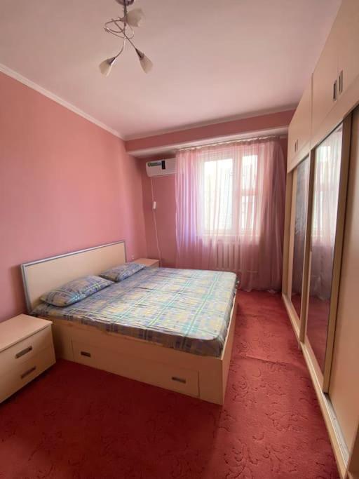 هتل کوزی کُرِر رایت این د سنتر! - Cozy corner right in the center!