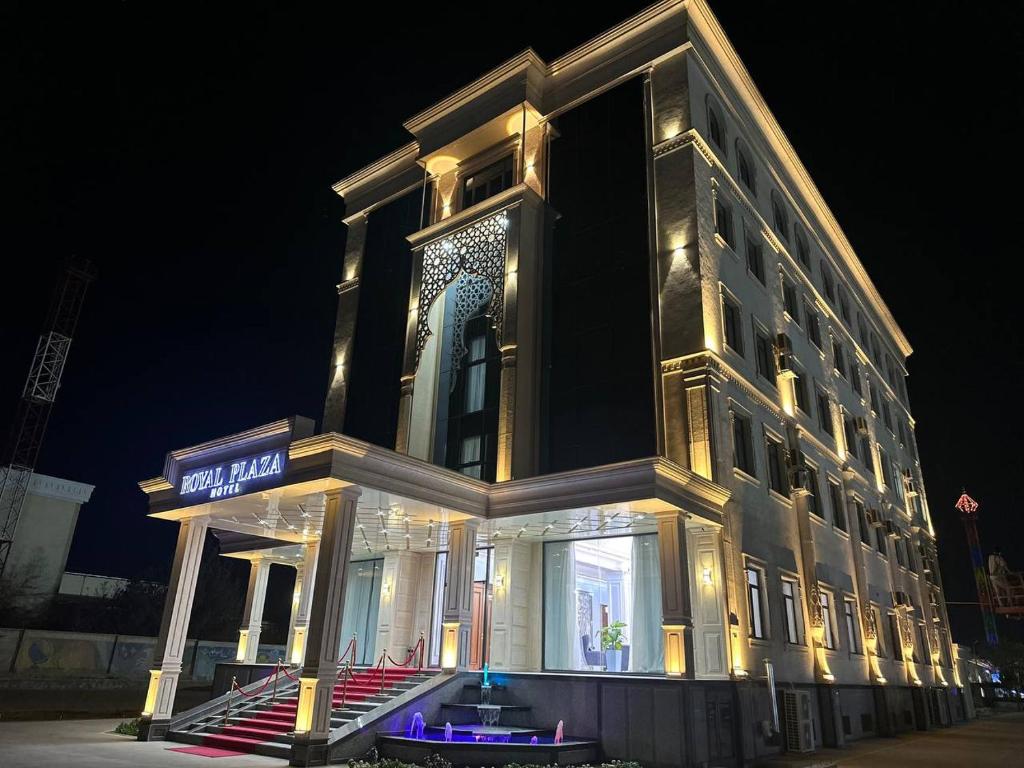 هتل Royal Plaza (Hotel), Qarshi (Uzbekistan) Deals