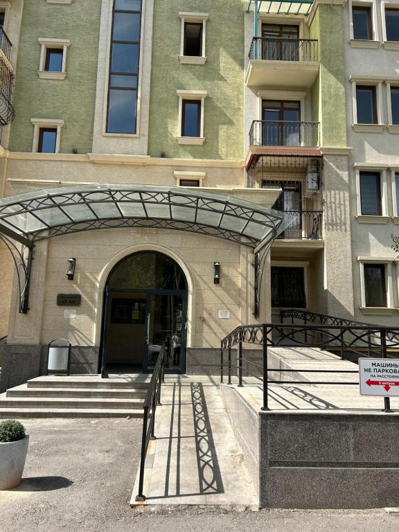 هتل بیگ آپارتمان دارهان سیتی سنتر Big apartment Darhan city center