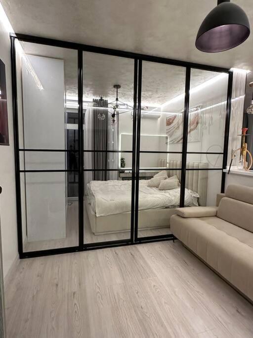 هتل کاندین لوفت استایل کاندو یونیت Canadian Loft Style Condo Unit