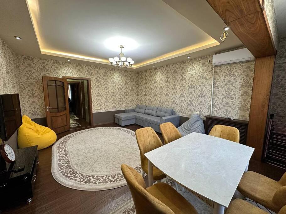 هتل آفروزیاپ آپارتمان - Afrosiab apartment