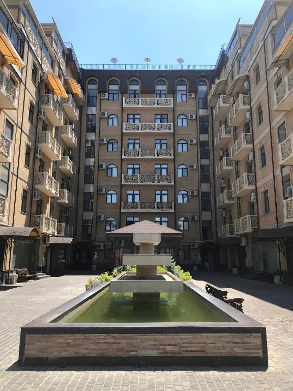 هتل بادامزار تراس - Badamzar Terrace