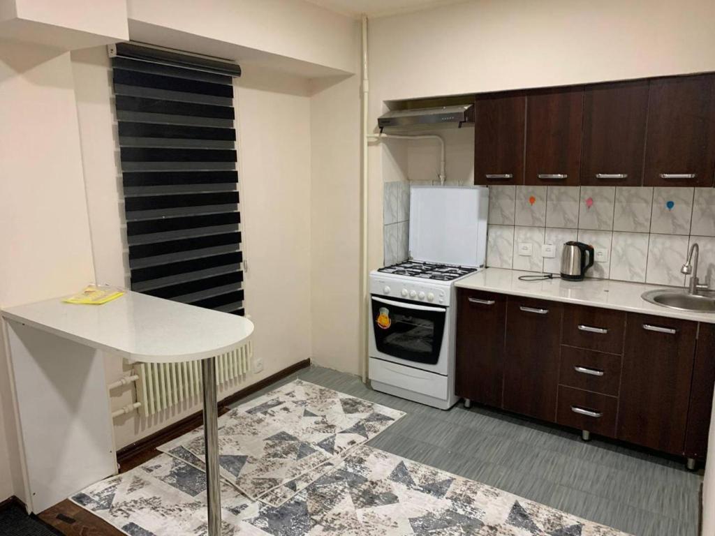 هتل چارمینگ 1-بد آپارتمان این تاشکند - Charming 1-Bed Apartment in Tashkent