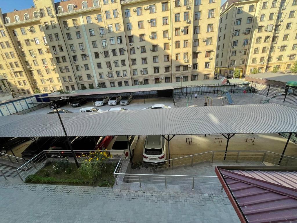 هتل تری بد رُوم آپارتمنت ویت 2 شاورز - Three bedroom apartment with 2 showers